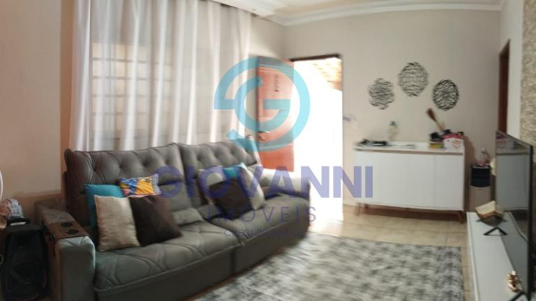CASA RESIDENCIAL - Parque Laranjeiras - Araraquara