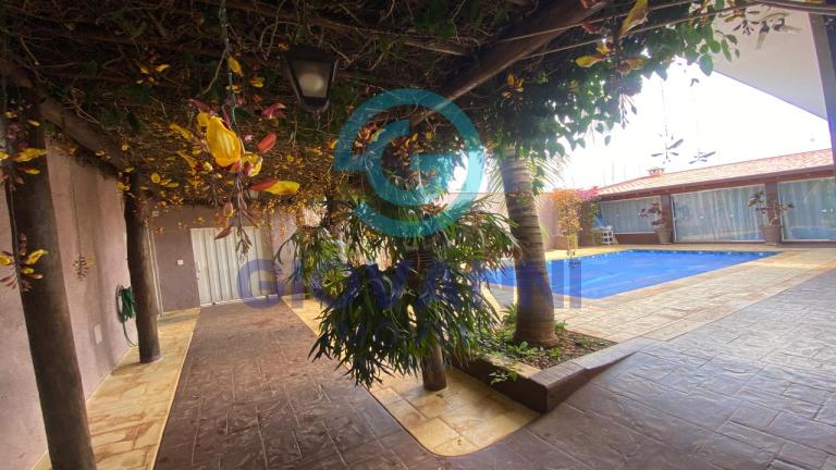 CASA RESIDENCIAL - Centro - Araraquara