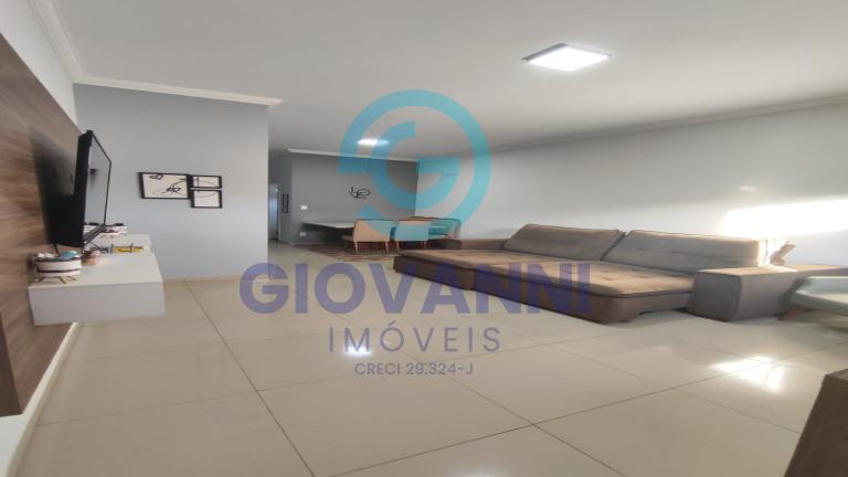 CASA RESIDENCIAL - Jardim do Carmo - Araraquara