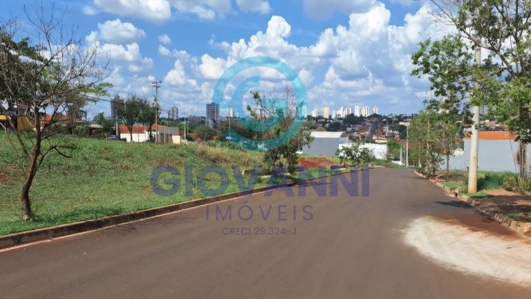 TERRENO COMERCIAL - Jardim Universal - Araraquara
